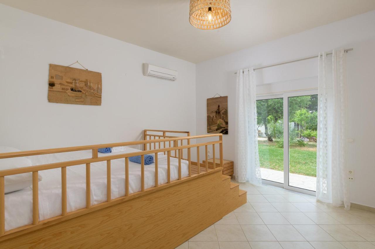 Villa Evelyn Pefki 外观 照片